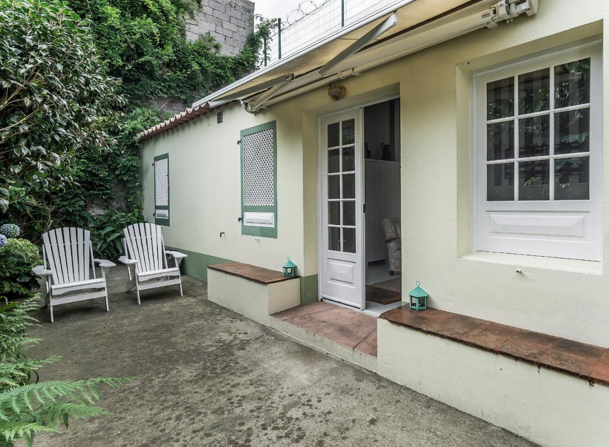 Appartamento Casa Vitoriana Ponta Delgada Esterno foto